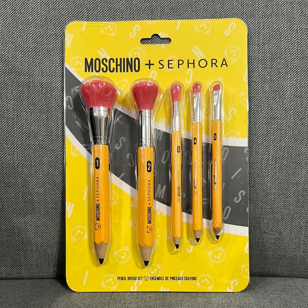Moschino + Sephora pencil brush set